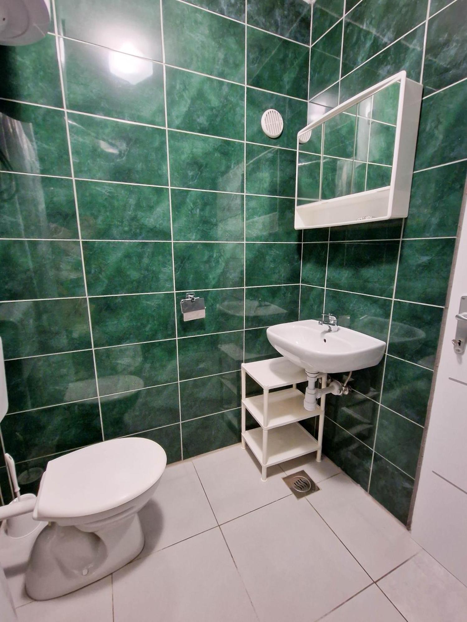 Flip - Flop Appartement Novalja Buitenkant foto